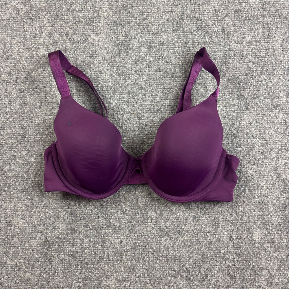 VICTORIA’S SECRET Women’s Purple T-Shirt Lightly Lined Full Coverage size: 34 B